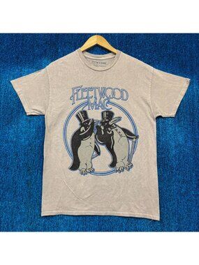 Fleetwood Mac Self Titled Graphic T-Shirt Size Medium
